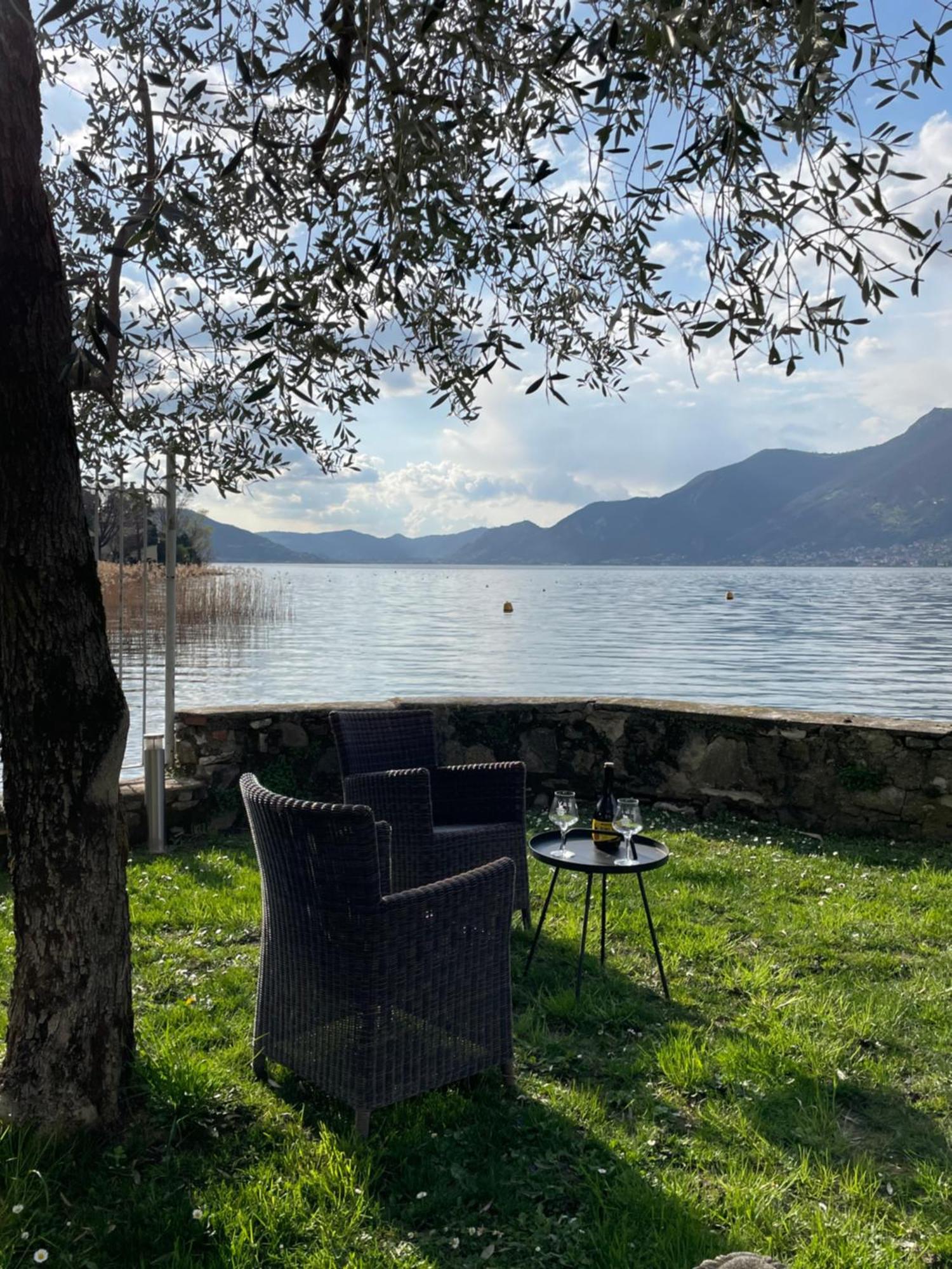 Villa Franca Pilzone Eksteriør billede