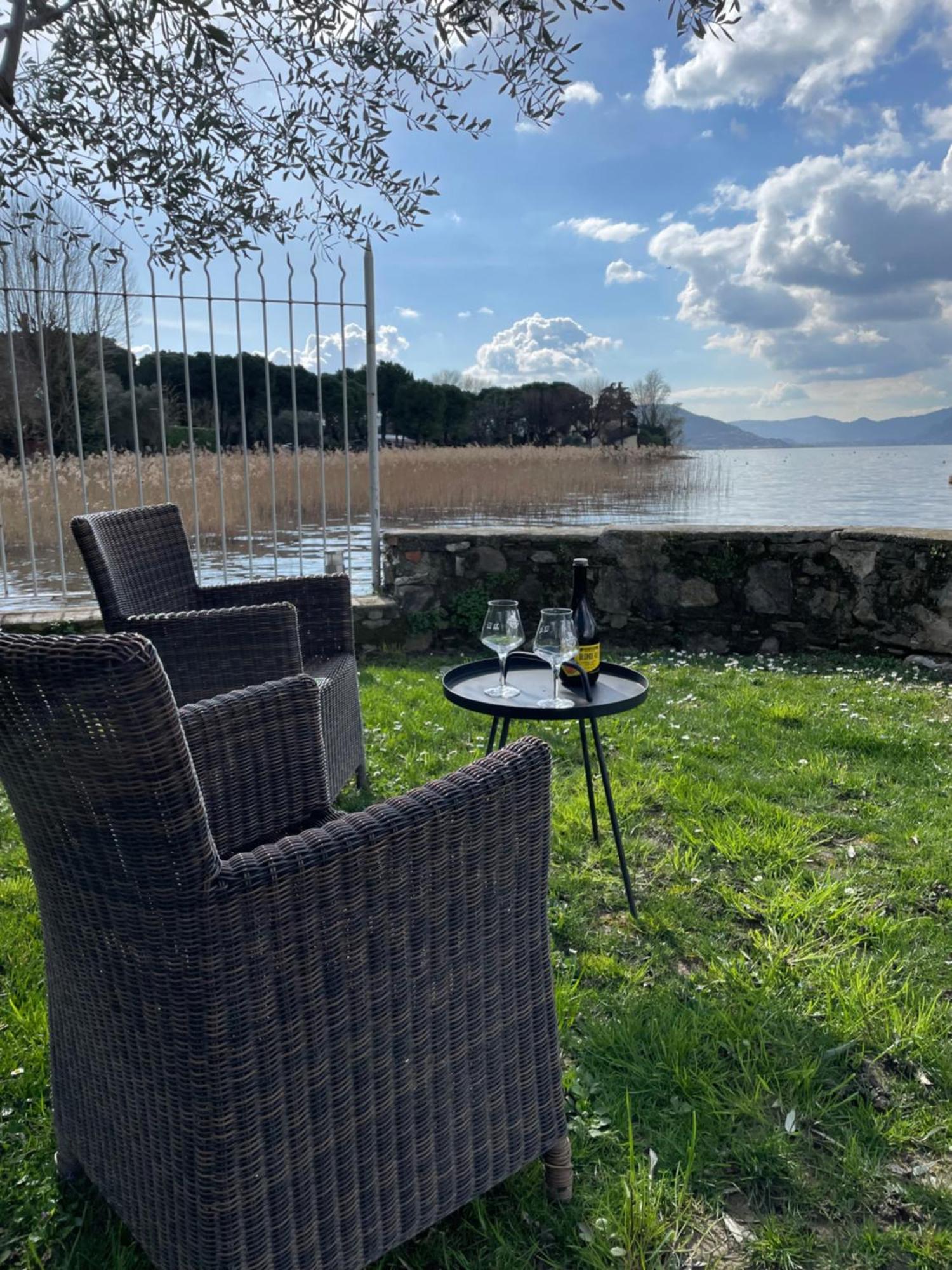 Villa Franca Pilzone Eksteriør billede
